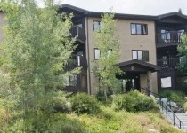 [Image: Breckenridge Vacation Rental: Huge One Bedroom with Two Full Baths, in Town]