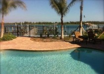 [Image: Kiwi Luxury Condo W/Pool, on Inlet Minutes from Ocean, Water Dockage]