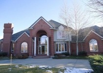 [Image: Quiet, Beautiful, Luxurious and Sophisticated, 3 Story Home Secluded]