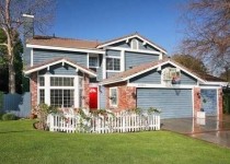 [Image: Large Pool Home, Private, Park-Like Backyard. Close to Studio]