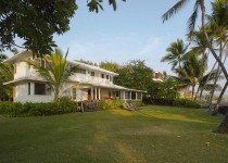 [Image: Old Hawaii Style Plantation Manager's Beach House]