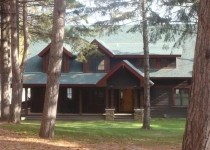 [Image: Executive Lake Home on Bone Lake]