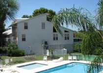 [Image: Family-Friendly Holiday House on the Pinellas Trail - Townhouse 'Paradise' French]