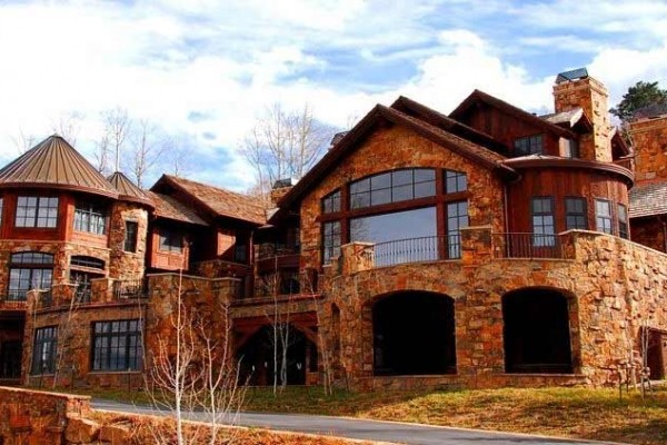 [Image: 14,000 Sf Ski-in/Out Estate in Exclusive Area of Beaver Creek]