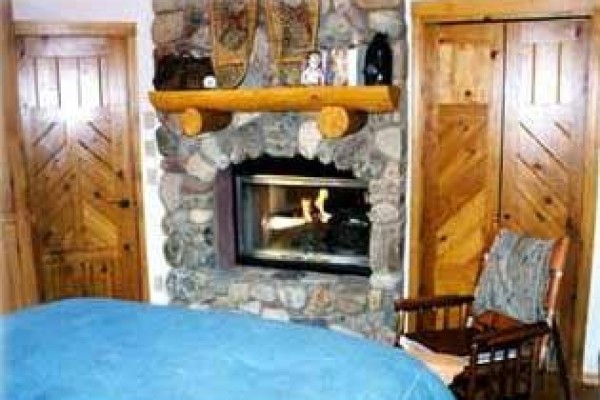 [Image: Custom Log Home - True Ski-in/Ski-Out - Secluded &amp; Beautiful!]