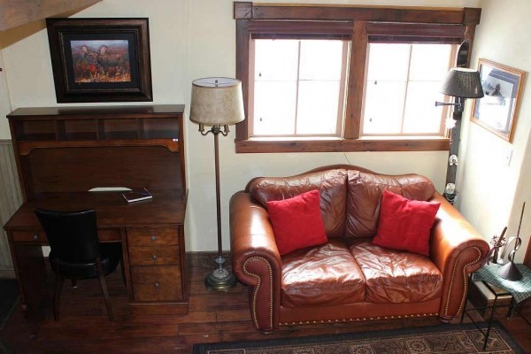 [Image: New Listing! Historic Cabin! Two Blocks to Main St. Walk to Everything!]