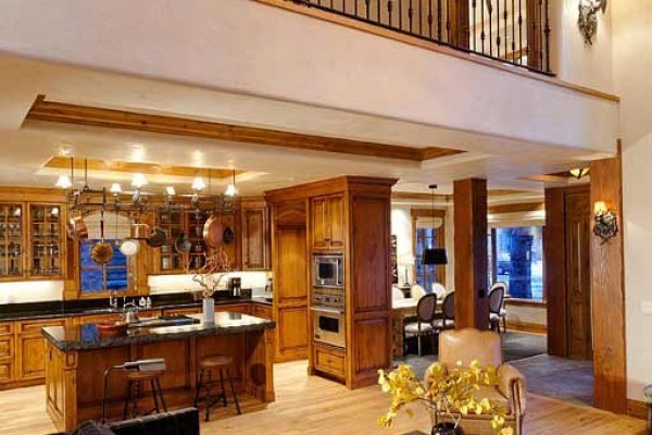 [Image: Mountain Elegance in Aspen's Exclusive West End]