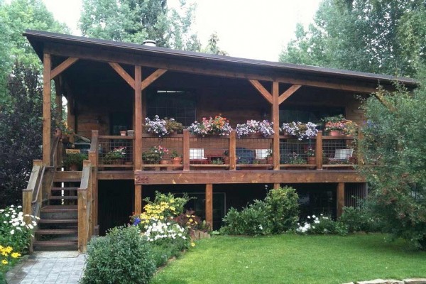 [Image: Aspen Downtown Private Home]