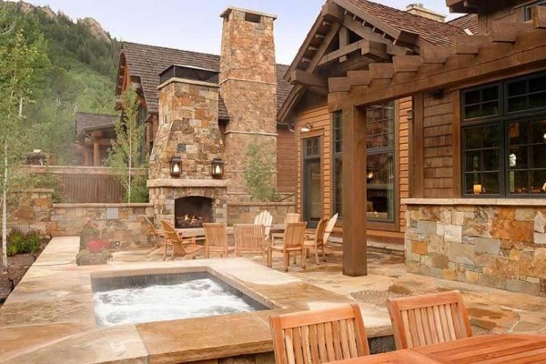 [Image: Aspen Top of Mill Ski in/Out Luxury 6 Bedroom Estate]