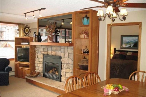 [Image: 2bd/3BA Sleeps 10 ($59nt M-Thurs)-($189nt Fri-Sun) Call Now 970-744-9284]