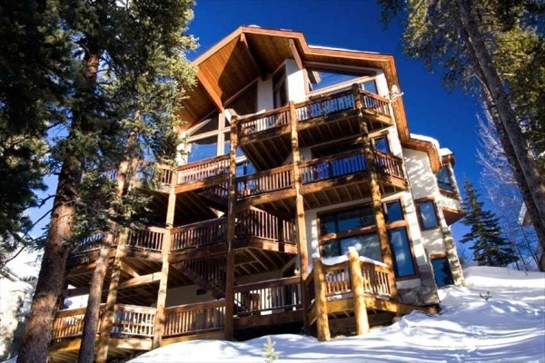 [Image: Ski in Ski Out 5 Bdrm 5.5 BA 5000 Sf 6 Mo Rental!]