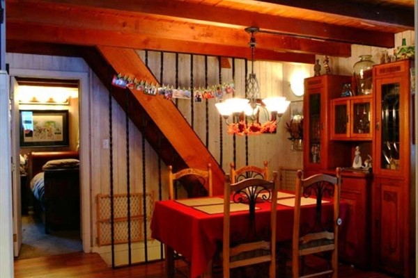 [Image: Fabulous Chalet, in Town, Great Location, 2BR]
