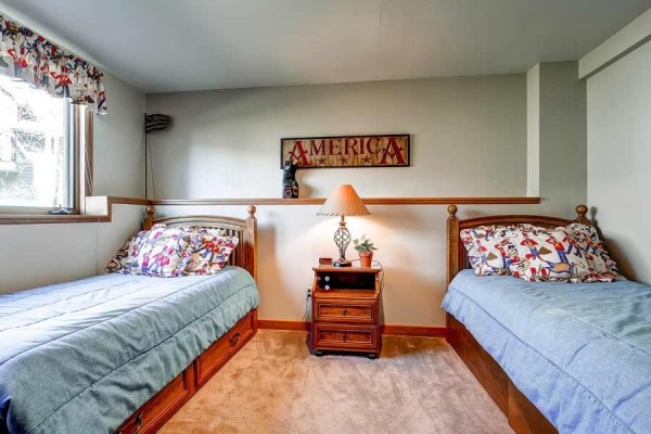 [Image: Mountain Comfort Haus Four Bedroom Downtown Hot Tub Breckenridge Lodging]