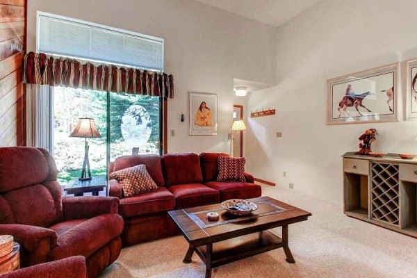 [Image: Winter Point 22: 2 BR / 2.5 BA Townhome in Breckenridge, Sleeps 8]