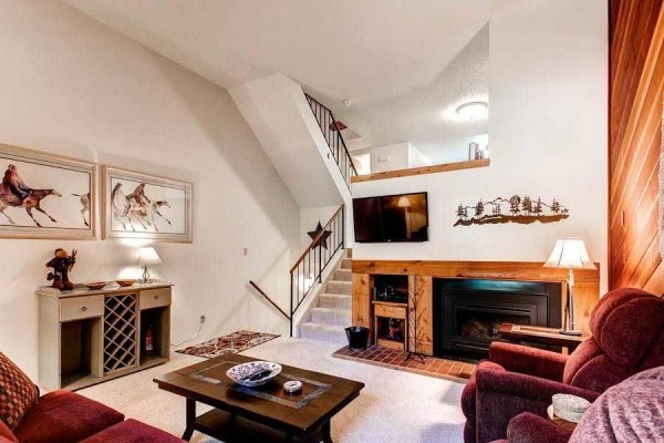 [Image: Winter Point 22: 2 BR / 2.5 BA Townhome in Breckenridge, Sleeps 8]