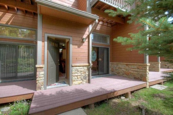 [Image: Winter Point 22: 2 BR / 2.5 BA Townhome in Breckenridge, Sleeps 8]