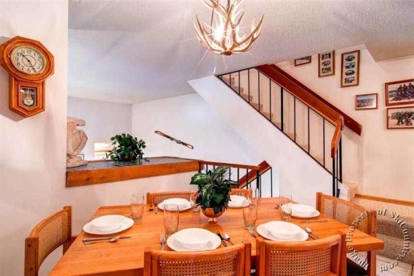 [Image: Spacious, Multi-Level Townhome. Ski-in on the Four O'Clock Trail, Walk to Town]