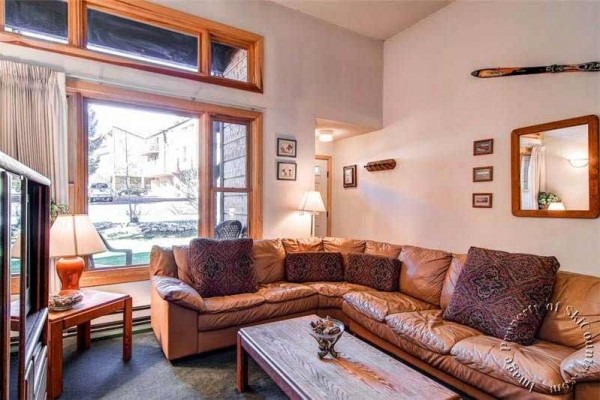 [Image: Spacious, Multi-Level Townhome. Ski-in on the Four O'Clock Trail, Walk to Town]