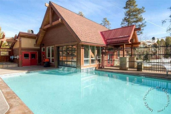 [Image: Unbeatable Location, Great Amenities Including Heated Pool &amp; Hot Tub Access]