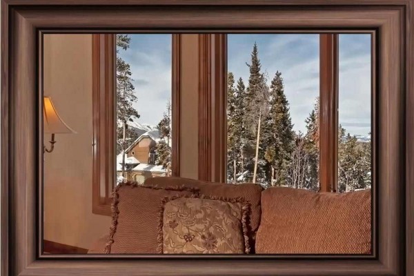 [Image: Fabulous New Ski House - Fuller Placer]