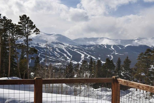 [Image: New Luxury Woodmoor Ski Home with Ski Slope Views! September Sale- 20% Off]