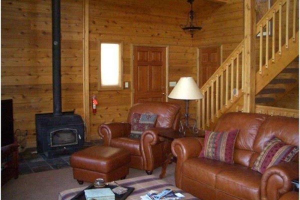 [Image: Spectacular Ski Area View from a Three Level Private Home]