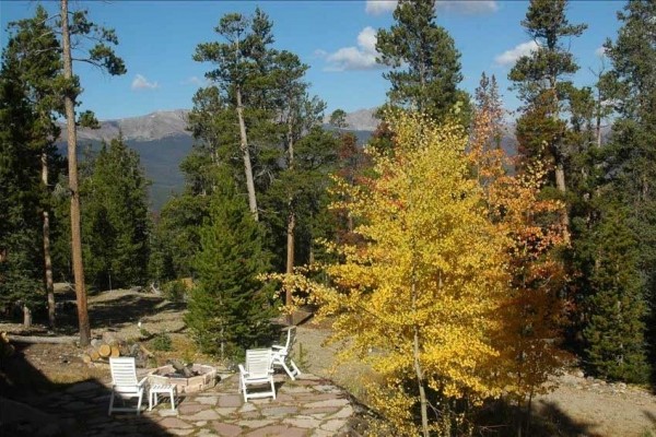 [Image: Spectacular Mountain Home]