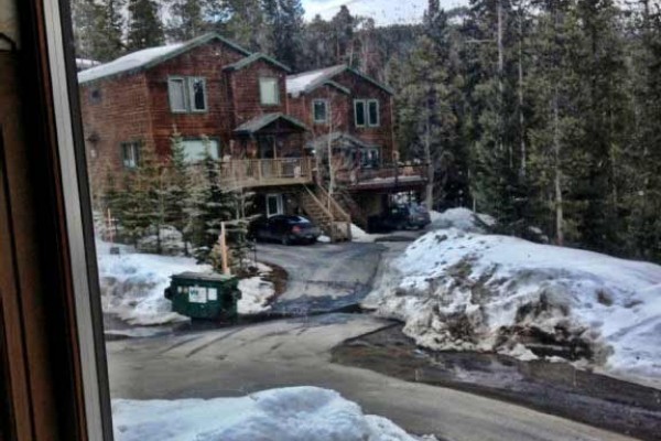 [Image: Rustic &amp; Cozy Newer Home W/ Pristine Views, Hot Tub &amp; Free Shuttle Service]