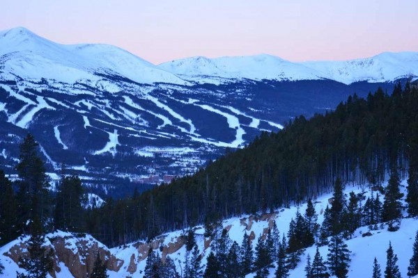 [Image: Spectacular Views of Breckenridge, 4 Bed 4 Bath, Private Hot Tub,]