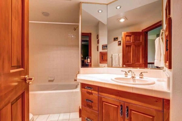 [Image: 111 Woods Drive: 4 BR / 3.0 BA Townhome in Breckenridge, Sleeps 9]