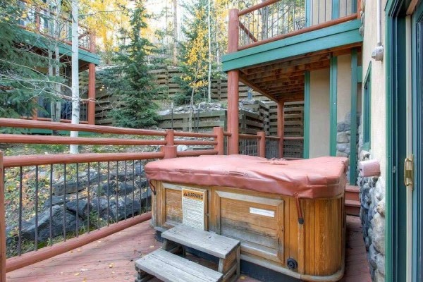 [Image: 111 Woods Drive: 4 BR / 3.0 BA Townhome in Breckenridge, Sleeps 9]