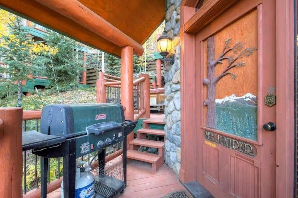 [Image: 111 Woods Drive: 4 BR / 3.0 BA Townhome in Breckenridge, Sleeps 9]