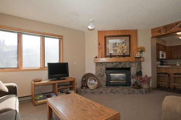 [Image: Breckenridge Vacation Rental: Huge One Bedroom with Two Full Baths, in Town]