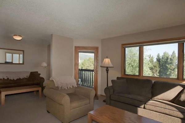 [Image: Breckenridge Vacation Rental: Huge One Bedroom with Two Full Baths, in Town]