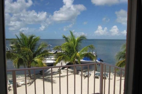 [Image: Florida Keys Luxury Bayfront Condo]