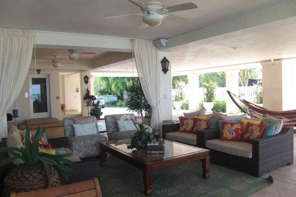 [Image: Luxury Islamorada Bayfront Home]
