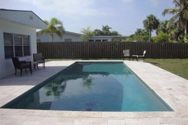 [Image: 3 BR/2 BA Beautifully Appointed Pool Home 2 Blocks from Beach]