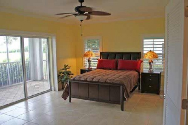 [Image: Welcome to Another Day in Paradise! 2 Bedrooms &amp; 2 Baths!]