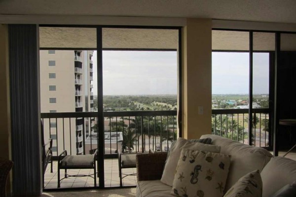 [Image: Oceanfront Condo with Beautiful Panoramic Views at Sands on the Ocean]