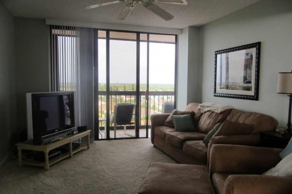 [Image: Oceanfront Condo with Beautiful Panoramic Views at Sands on the Ocean]