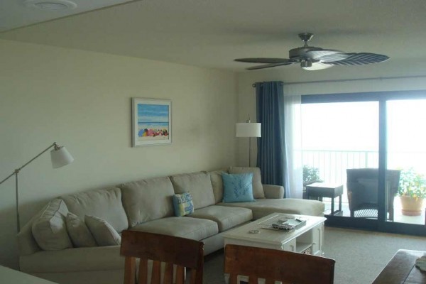 [Image: Oceanfront Penthouse Condo Next to Marriott S. Hutchinson,Special Sept $85/Night]