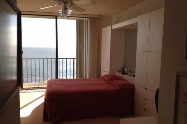 [Image: Tiara Towers Penthouse End Unit - 2 Bedroom Condominium]