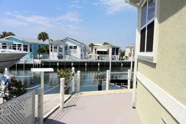 [Image: Waterfront Cottage with Beach River &amp; Ocean Access, Tennis]