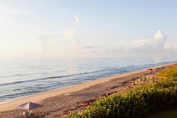 [Image: Enjoy a Week on Beautiful Hutchinson Island!]