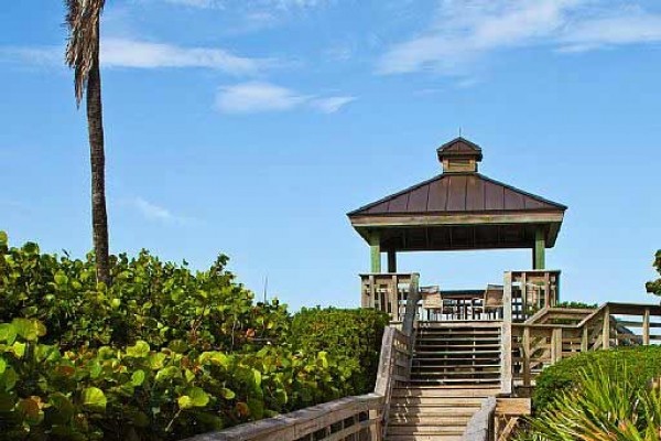 [Image: Enjoy a Week on Beautiful Hutchinson Island!]