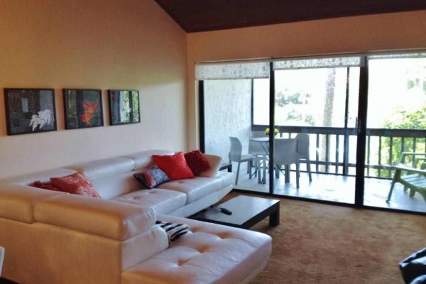 [Image: Condo - Florida - 5 Min Walk to the Beach, Ocean Village Golf Course, Wifi.]