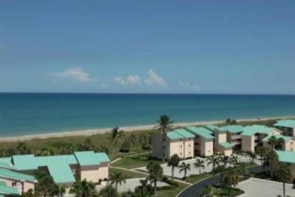 [Image: Condo - Florida - 5 Min Walk to the Beach, Ocean Village Golf Course, Wifi.]