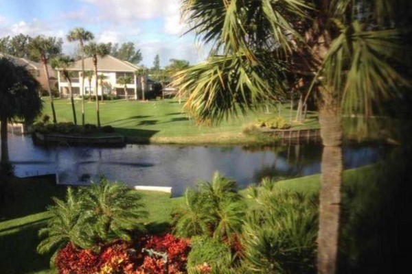 [Image: Condo - Florida - 5 Min Walk to the Beach, Ocean Village Golf Course, Wifi.]