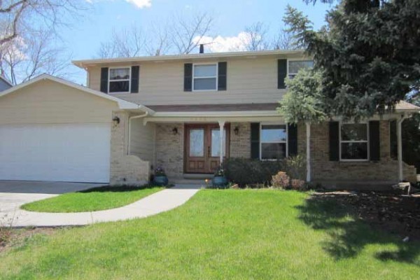 [Image: Beautifully Remodeled South Denver Executive Home, 250+ Channel Cable TV, Wi-Fi]