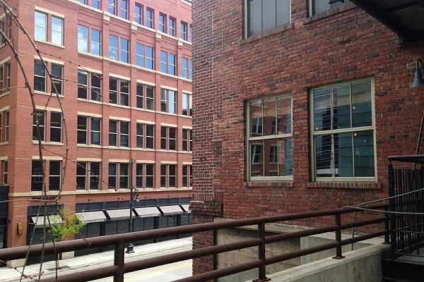 [Image: Amazing 2BR/2BA Loft in the Heart of it All! Lodo/Riverfront/Downtown]